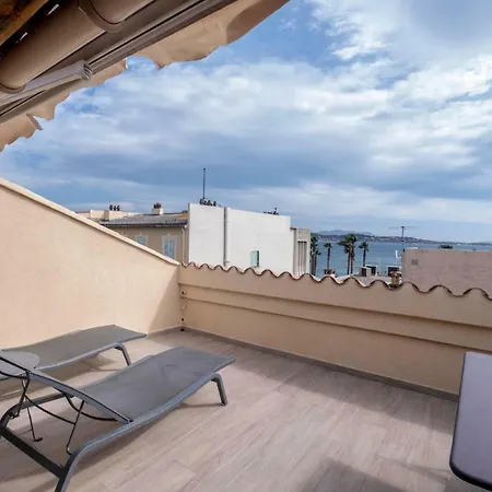 Coup De Coeur: Duplex Centre Vue & Port Apartment Bandol